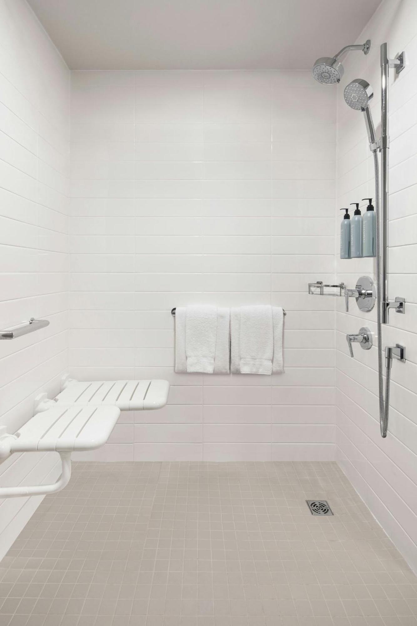 Residence Inn By Marriott Montreal Airport Dorval Exteriör bild