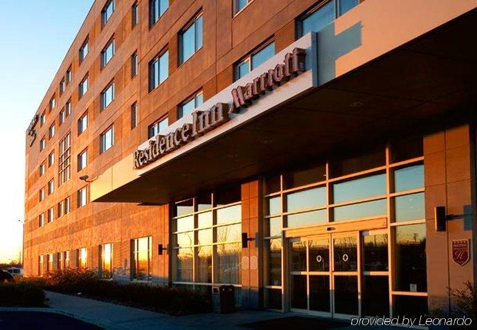 Residence Inn By Marriott Montreal Airport Dorval Exteriör bild