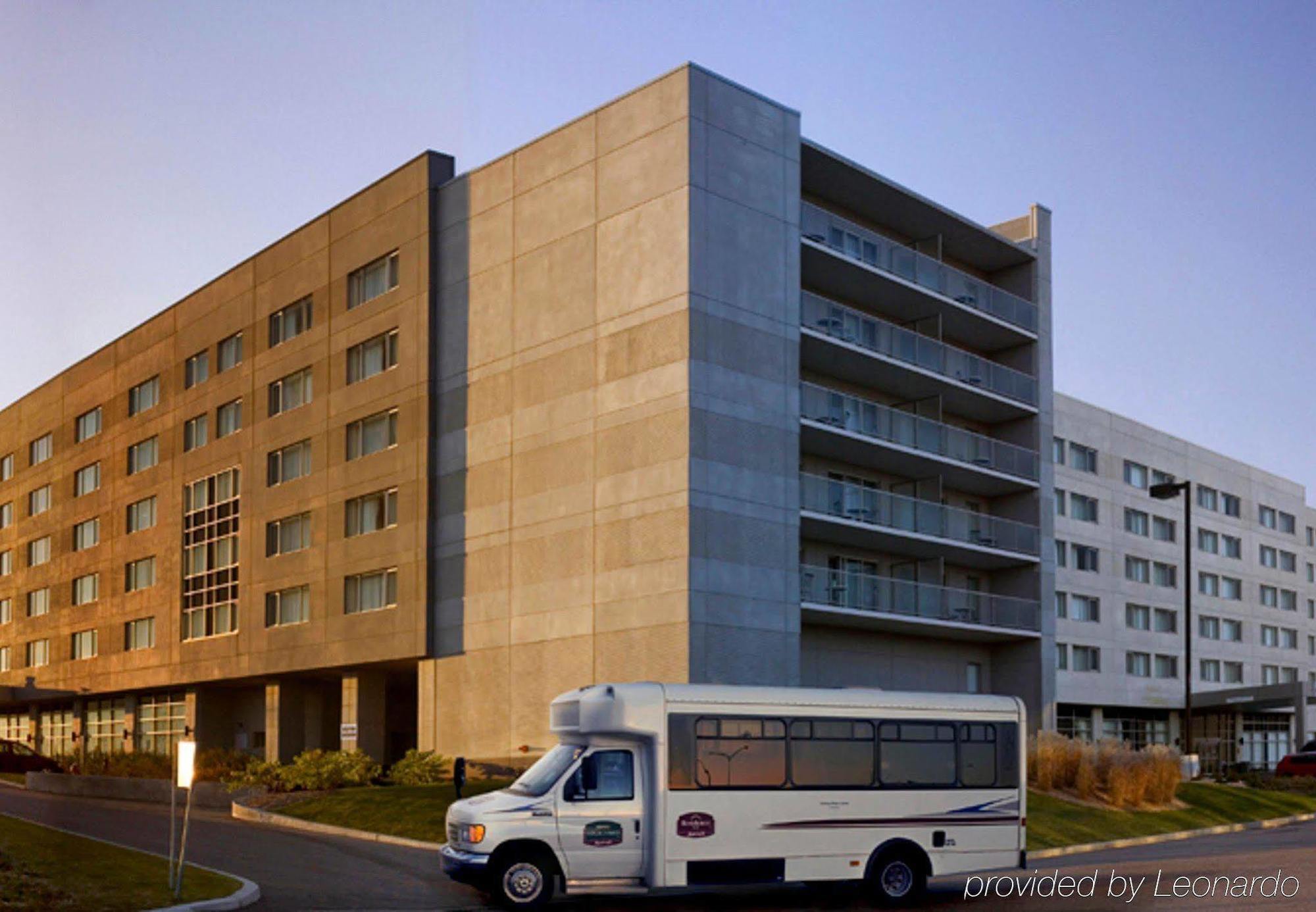 Residence Inn By Marriott Montreal Airport Dorval Exteriör bild